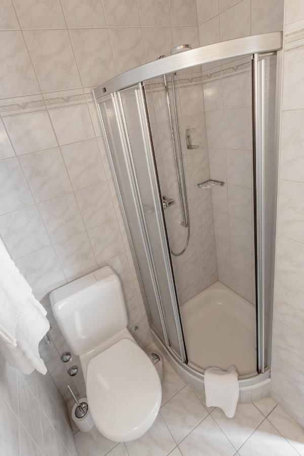 Pension Arosa - Self Check-In Bagian luar foto